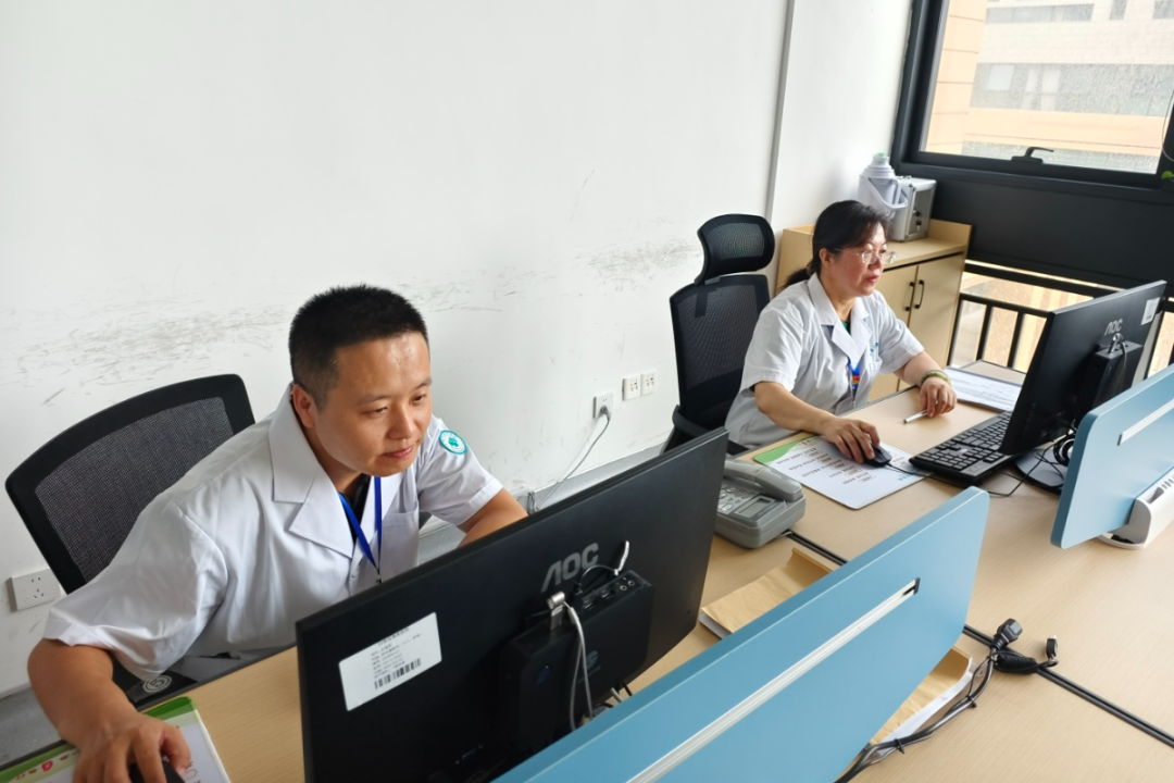 3d0629eec31a5356cfaff8775801cc3.jpg