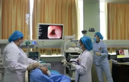 62岁的他，肠道从未“抗议”，肠镜下竟长出多枚息肉！