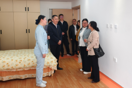 弥渡县考察团一行到我院参观交流！