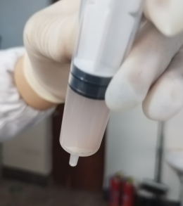 藏在肩膀里的“小石子”，偏爱找中年女性？