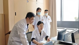 今日【大暑】，院长行政查房走进普外科！