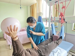 您守护孩子，我们守护您！