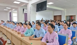 致敬，每一位护理工作者！